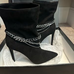 NWT INC Reanna Boot